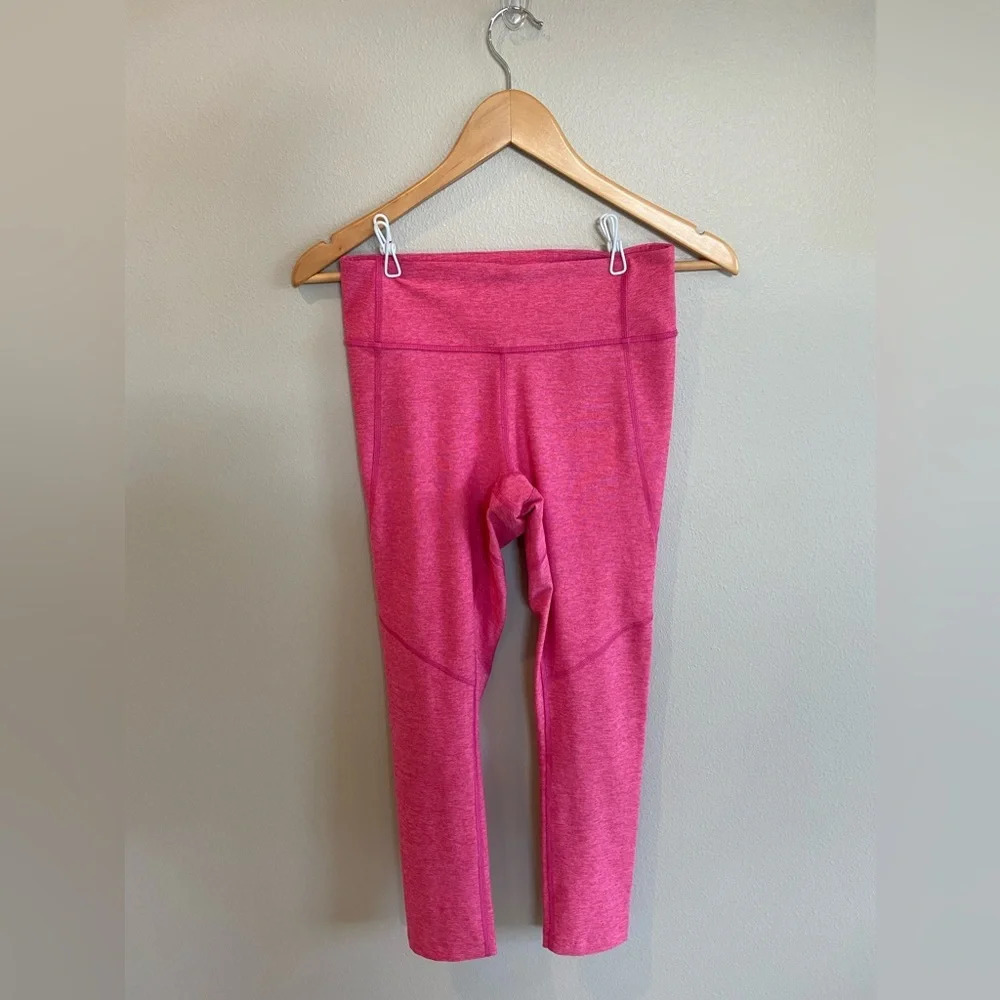 OUTDOOR VOICES Barbie Pink Leggings Small Spandex‎ Athletic Wear